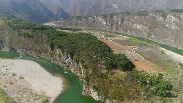 韩国江原道，永wool山和河景色视频素材