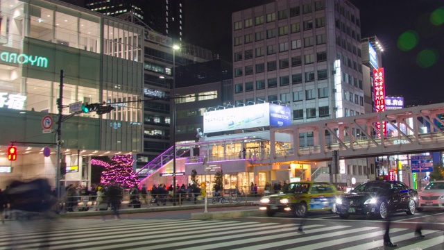 4K延时:日本东京新宿区的交通状况视频素材