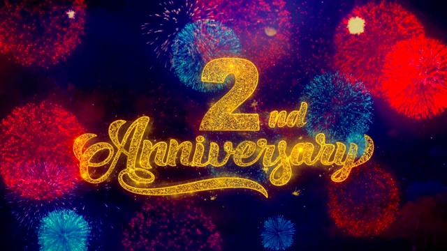 第二快乐的周年问候文字在彩色烟花上闪耀粒子视频下载
