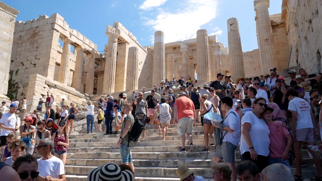 希腊雅典帕台农神庙的游客，4k分辨率视频下载