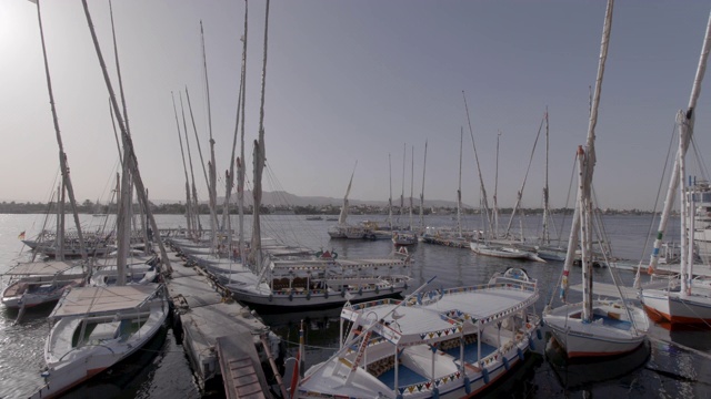 船，尼罗河，卢克索，埃及视频下载
