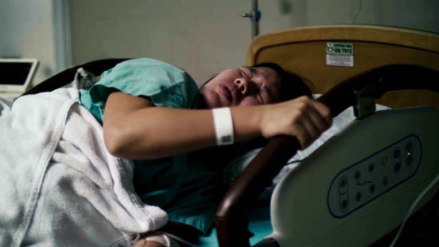 怀孕/分娩:美丽的痛苦视频素材
