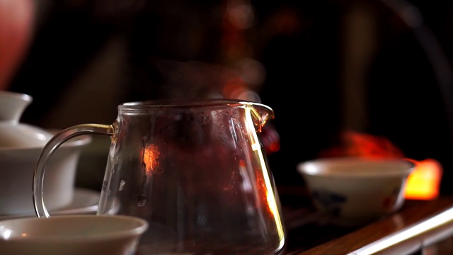 倒中国茶茶道视频素材