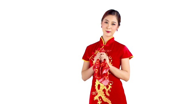 美丽的中国女人害羞地拿着红手帕视频素材