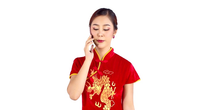 中国年轻女子对智能手机感到沮丧视频下载
