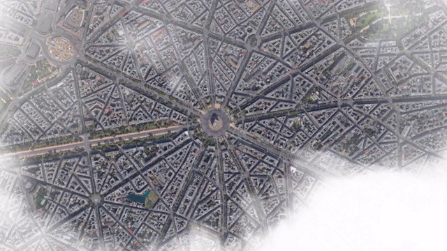 空中缩小的巴黎城市的行星地球与外层空间的看法。视频下载