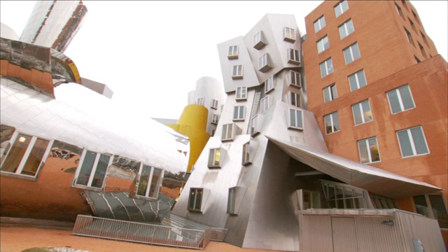 麻省理工学院的校园里充满了不寻常的建筑。视频下载