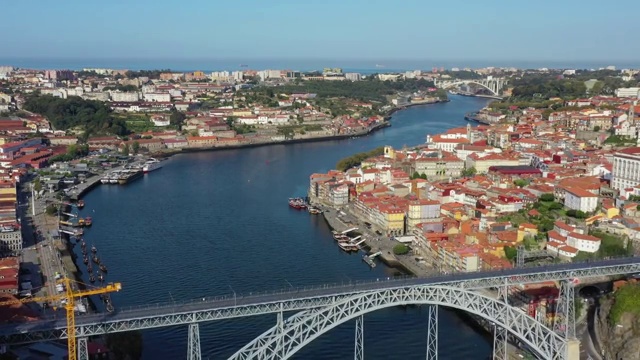 Dom Luis桥市中心地区风景/波尔图，葡萄牙视频下载