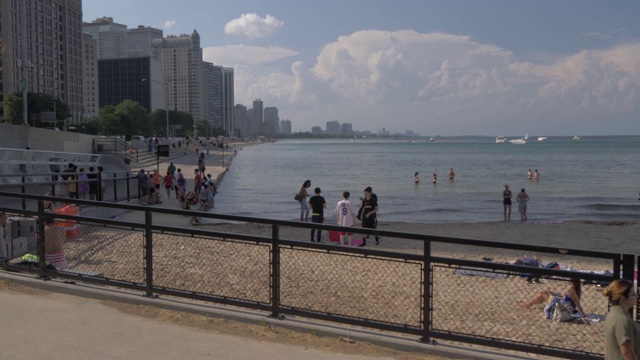 北岸橡树街海滩，芝加哥，伊利诺斯州，美国，北美洲视频下载