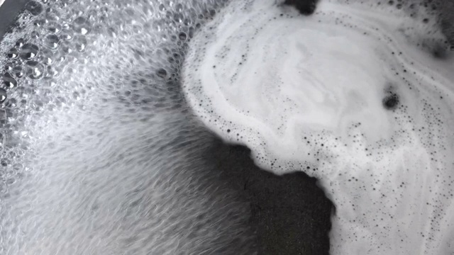 煮沸的水视频素材