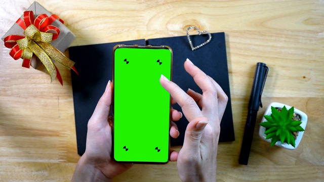 绿色屏幕智能手机触摸屏4K视频素材