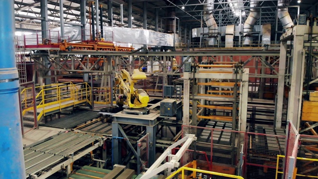 工厂设备与机器人设备搬迁砖视频下载
