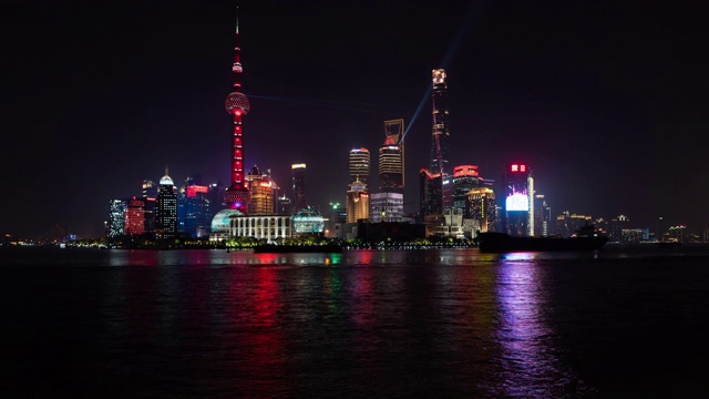 4k时光流逝:国庆灯光秀庆祝中华人民共和国成立70周年，上海视频素材