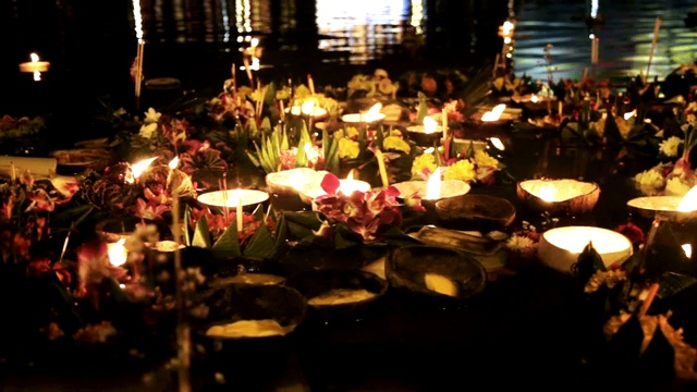 泰国清迈水灯节视频下载