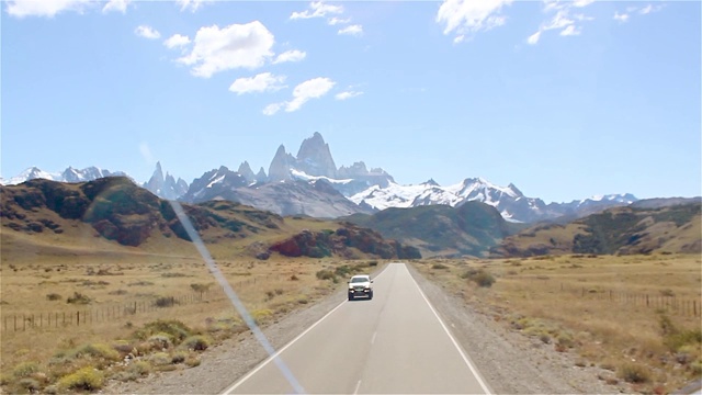 阿根廷的菲茨罗伊山。去El Chalten。视频素材