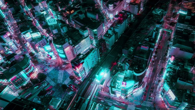 4k分辨率的时间流逝鸟瞰图的东京城市景观霓虹灯色调，科技未来的城市概念视频下载