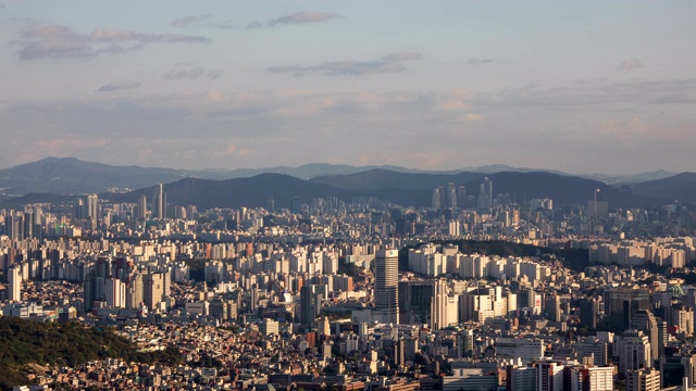 韩国首尔，东大门(宝1号)市中心区全景图视频下载
