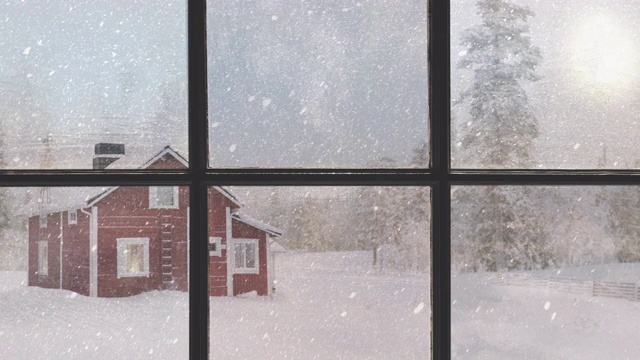 一扇俯瞰红房子的木窗的剪影。美丽的冬季景观与飘落的雪。视频下载