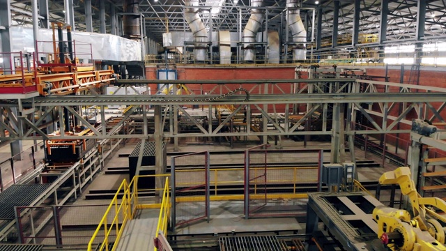 现代工业工厂内部。鸟瞰图。视频下载