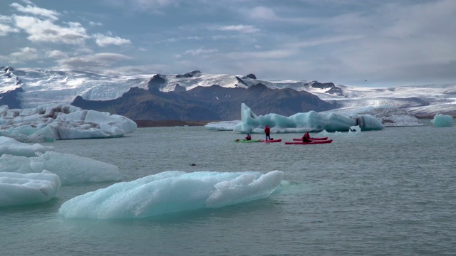 冒险皮划艇在冰岛探索假期视频下载