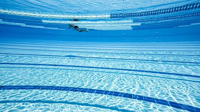 水下奥运游泳池。视频下载