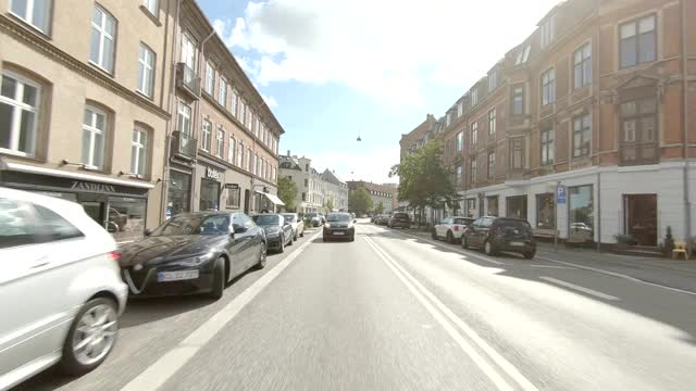 哥本哈根Strandvejen XVI同步系列后视图驾驶工艺板视频素材