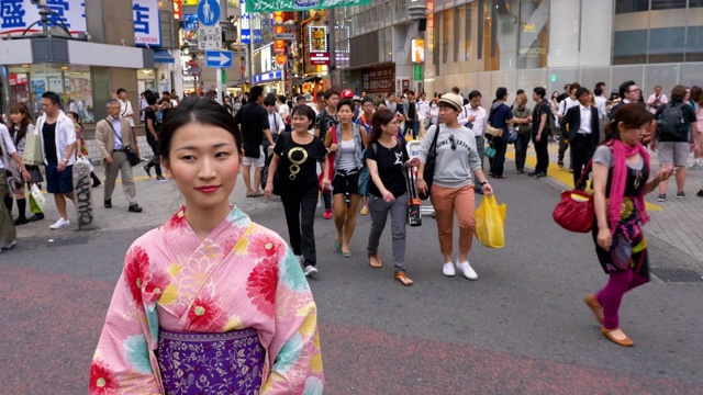 漂亮的日本女人和服东京涩谷日本视频下载