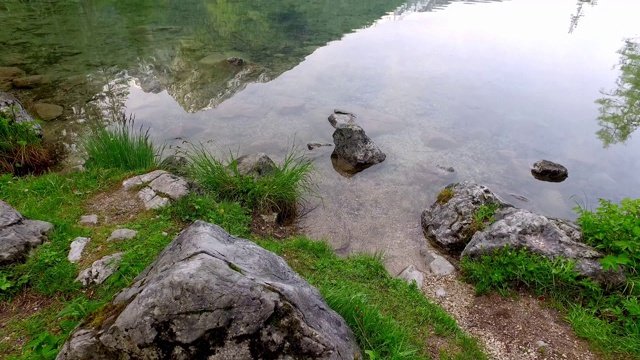 阿尔卑斯山腹地湖，德国，4k时间间隔视频素材