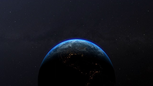 从太空观看地球上的日出4K视频素材