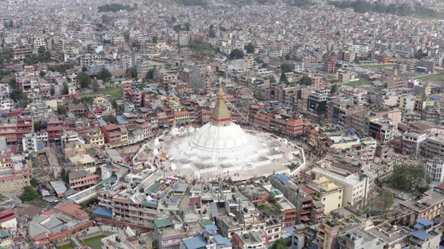 尼泊尔,加德满都。Boudhanath佛塔。航拍镜头视频下载