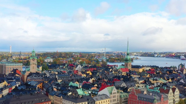 从海上俯瞰斯德哥尔摩老城视频下载