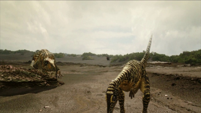 在电脑制作的动画中，一个四足动物潜伏在一个两足动物附近。视频下载