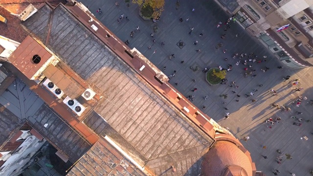 贝尔格莱德Knez Mihailova街步行区的鸟瞰图视频素材