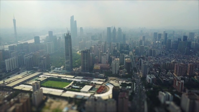 白天时间广州市景滨江广州塔航拍全景倾斜4k中国视频素材