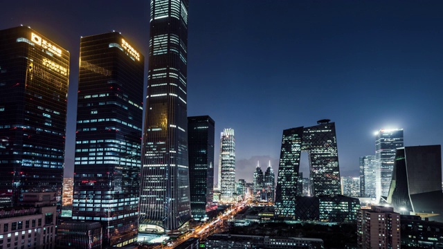 T/L鸟瞰图天际线和市中心在晚上/北京，中国视频素材