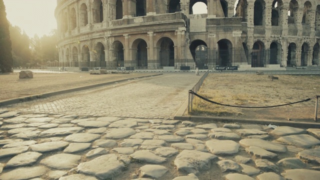 早晨温暖的阳光下的罗马竞技场视频下载