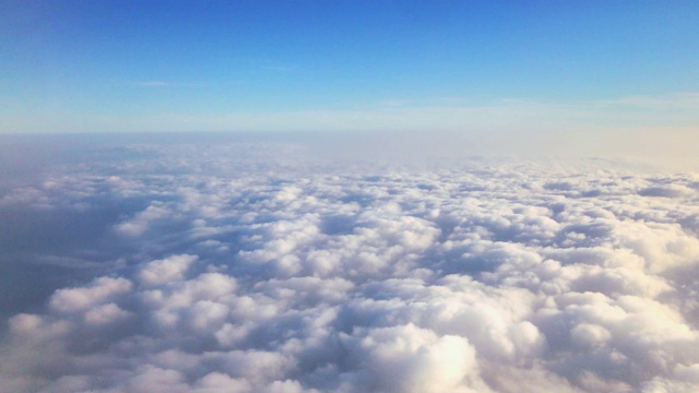 云层之上-飞行4k视频下载
