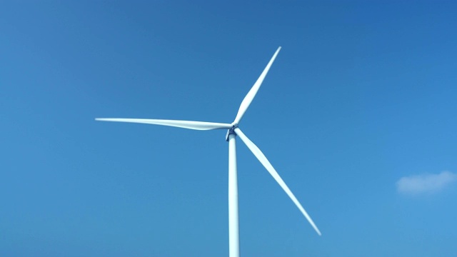 风力涡轮机的农场视频素材