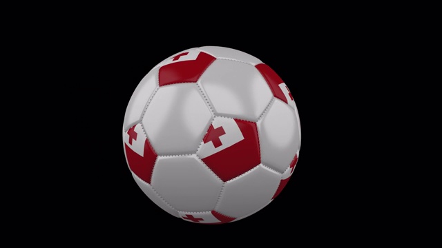 汤加旗帜上飞行的足球透明背景，阿尔法频道视频素材