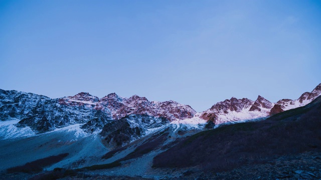 日本阿尔卑斯山，保高山晨光视频素材