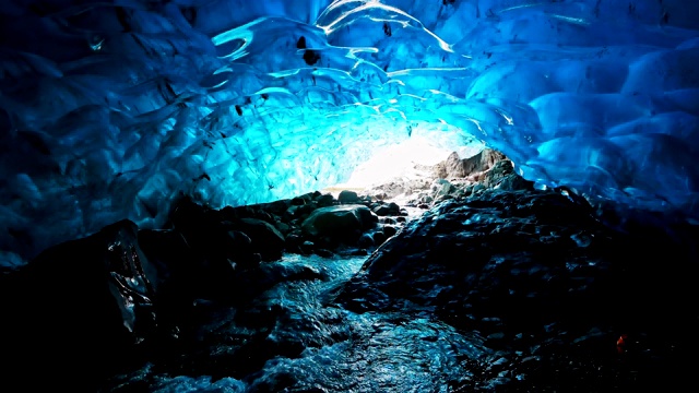 冰穴， 乔库尔萨隆， 瓦特纳冰川国家公园， 冰岛视频购买
