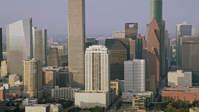 德克萨斯州休斯顿市中心的空中商务大楼视频素材