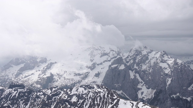 白云石山脉南蒂罗尔，欧洲，意大利，特伦蒂诺视频素材