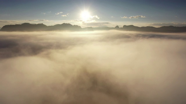 美丽的云在早上自然视频素材