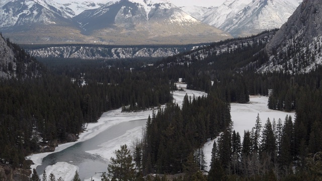 加拿大落基山脉的风景视频素材