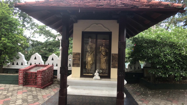 斯里兰卡康提，一座寺庙内的祈祷建筑视频素材
