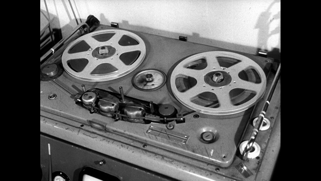 卷筒到卷筒磁带录音机的顺序;1963视频素材