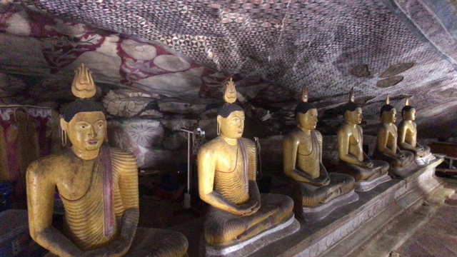 丹布拉，斯里兰卡，2019年11月25日，丹布拉石窟寺，佛像13部分视频素材