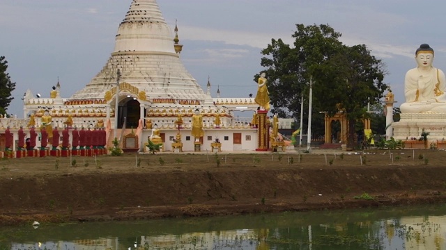 缅甸蒙育瓦庙耶佛塔视频素材