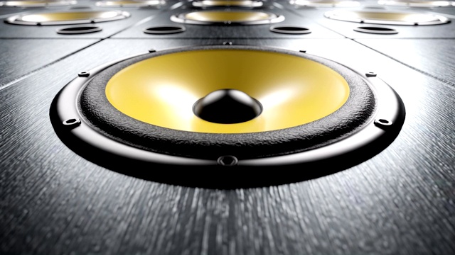 移动的音频扬声器与黄色薄膜播放有节奏的音乐循环视频素材
